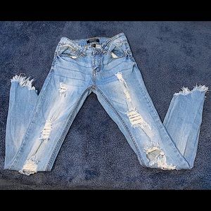 Forever 21 rips jeans from top to bottom!